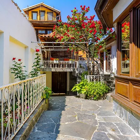 Vendégház The House With The Piano