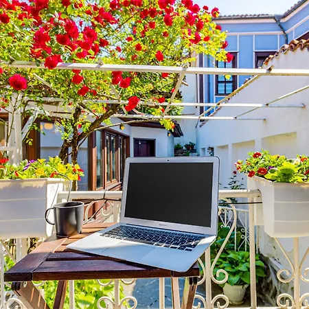 The House With The Piano 4*