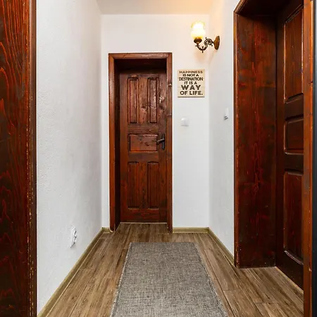 The House With The Piano 플로브디프