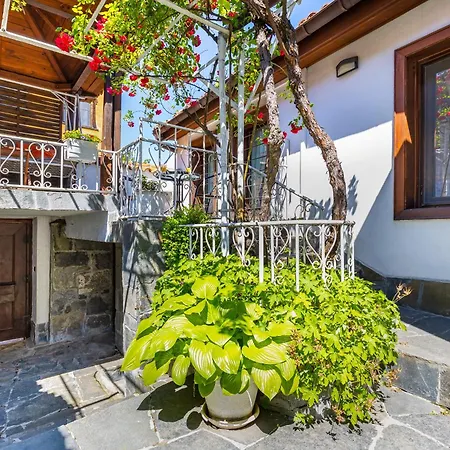 게스트하우스 The House With The Piano