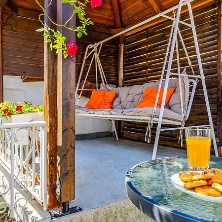 The House With The Piano 게스트하우스 4*