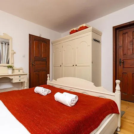 게스트하우스 The House With The Piano