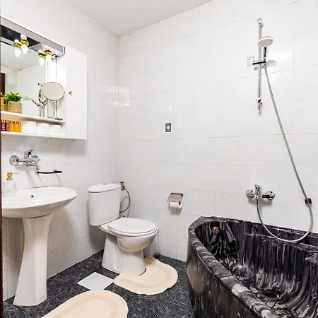 The House With The Piano 플로브디프