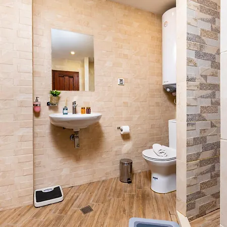 The House With The Piano 4* 플로브디프