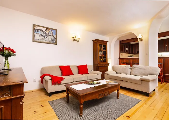 The House With The Piano 4*